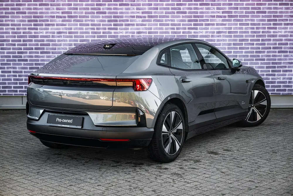 Polestar 4 Long Range Single motor 100 kWh uit 2024, foto 16