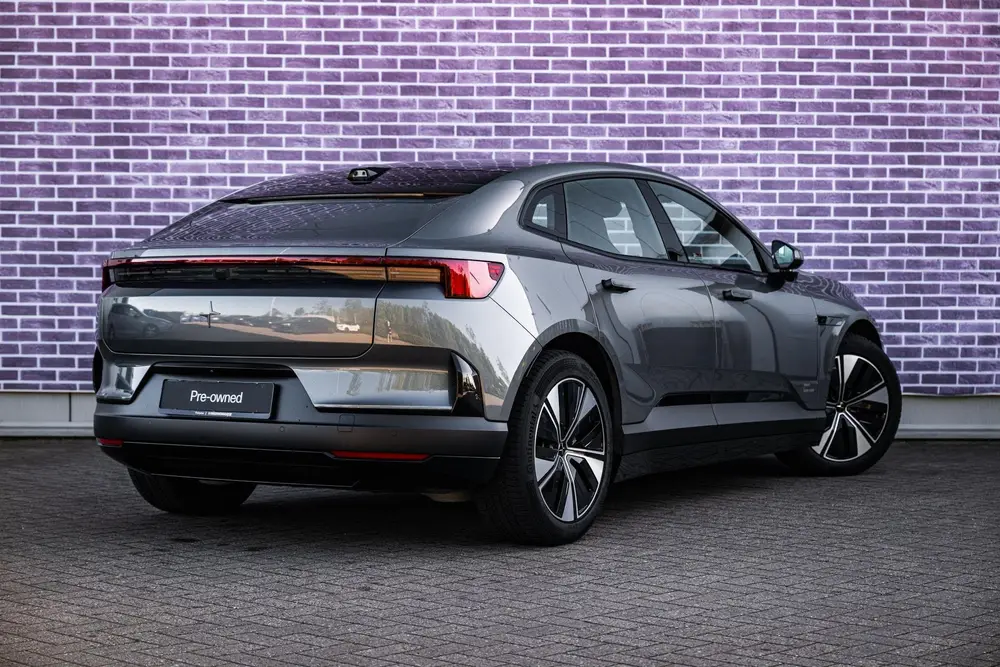 Polestar 4 Long Range Single motor 100 kWh uit 2024, foto 2