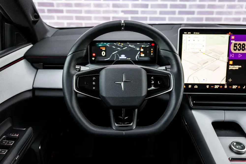 Polestar 4 Long Range Single motor 100 kWh uit 2024, foto 3