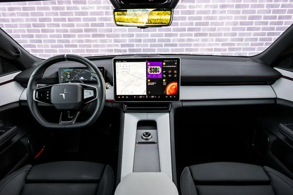 Polestar 4 Long Range Single motor 100 kWh uit 2024, foto 5