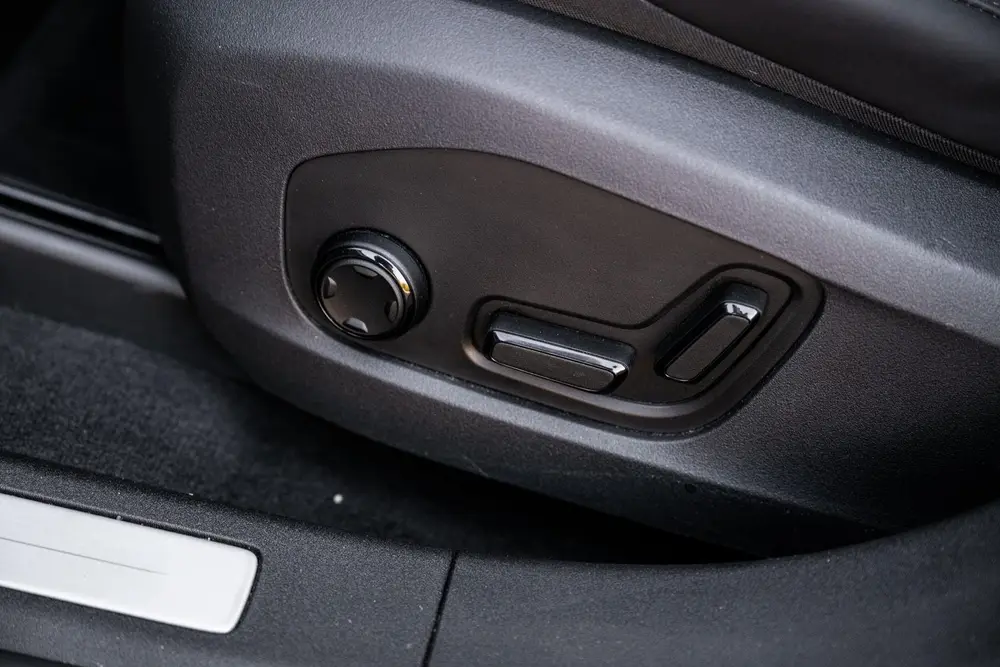 Polestar 4 Long Range Single motor 100 kWh uit 2024, foto 7