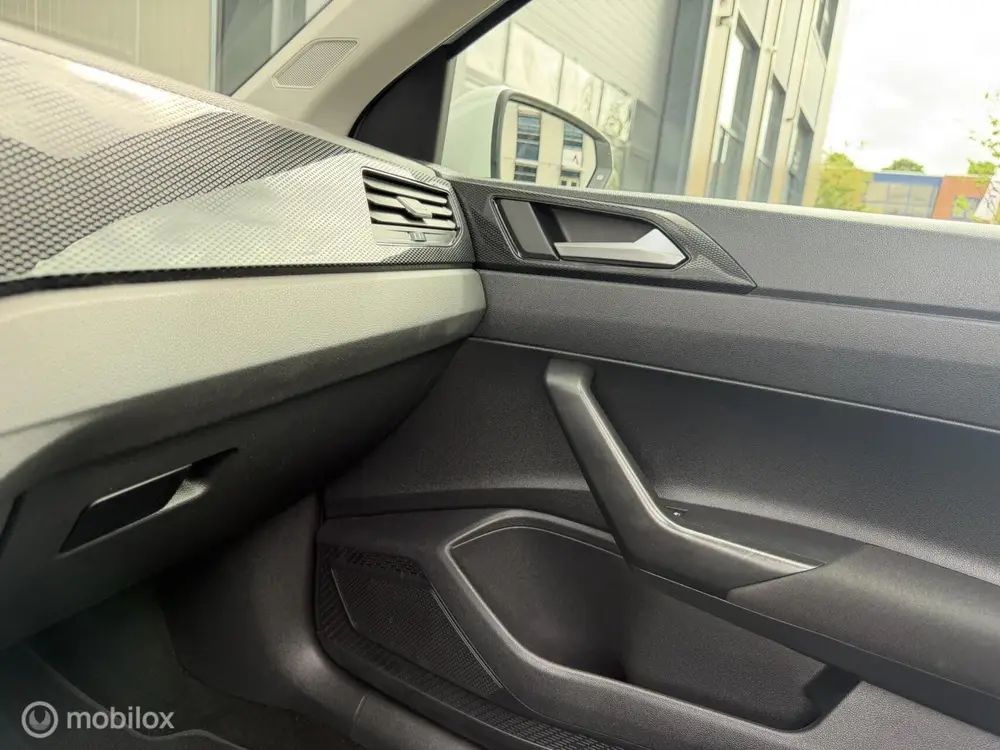 Volkswagen Polo 1.0 TSI Life | Pano | Camera | Climate | Car uit 2022, foto 20