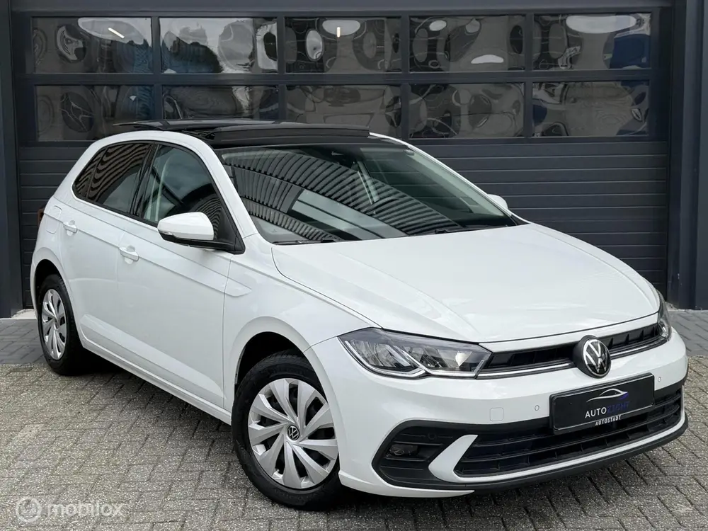 Volkswagen Polo 1.0 TSI Life | Pano | Camera | Climate | Car uit 2022, foto 3
