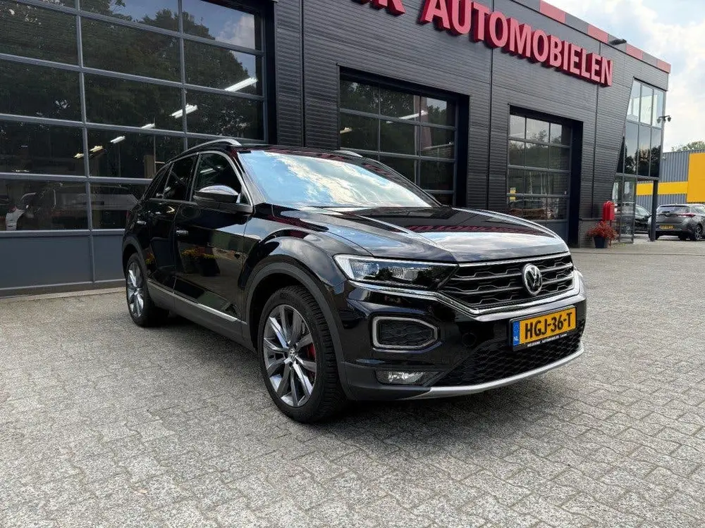 Volkswagen T-ROC 1.5 TSI SPORT BNSR BJ.2019 PANO TREKHAAK uit 2019, foto 2