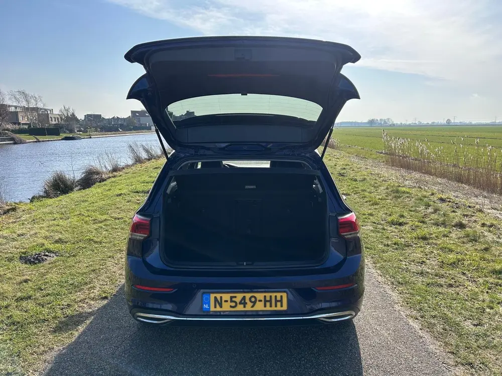 Volkswagen Golf 1.5 eTSI R-Line Panoramadak / Automaat / Erg uit 2020, foto 19