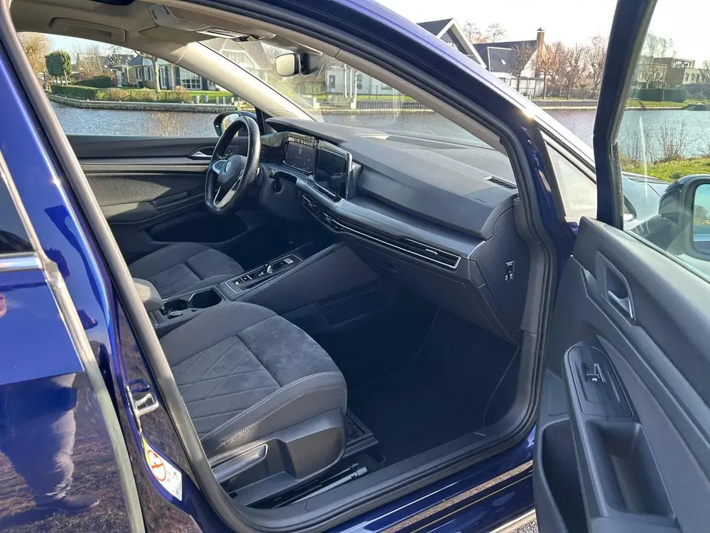Volkswagen Golf 1.5 eTSI R-Line Panoramadak / Automaat / Erg uit 2020, foto 20