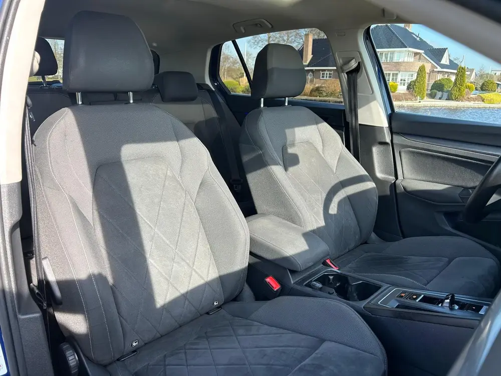 Volkswagen Golf 1.5 eTSI R-Line Panoramadak / Automaat / Erg uit 2020, foto 8
