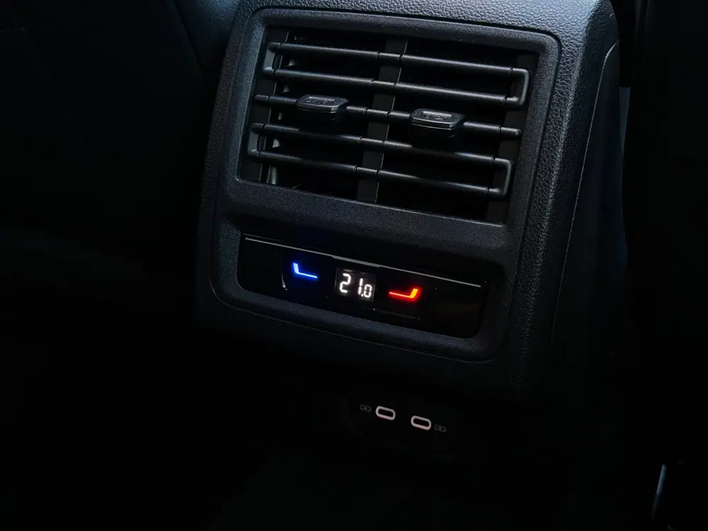 Volkswagen Golf 2.0 TSI R 4Motion Performance / Drift / Nür uit 2022, foto 10