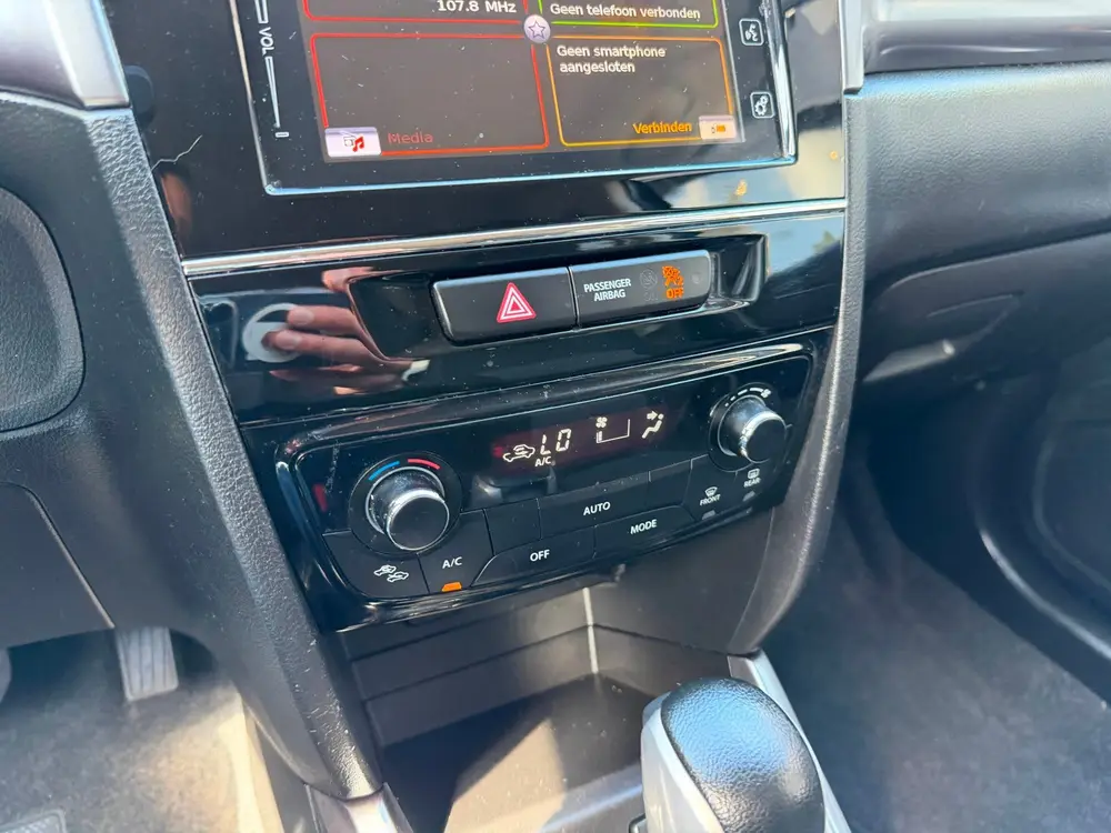 Suzuki Vitara 1.4 Boosterjet Select AUT uit 2019, foto 17
