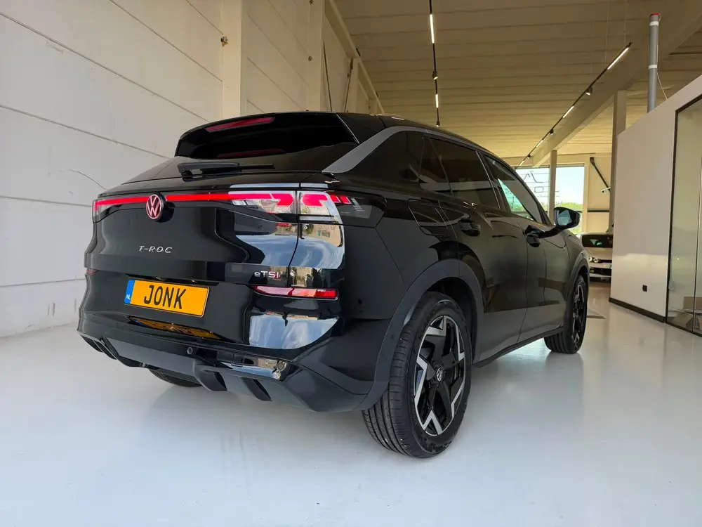 Volkswagen T-Roc 1.5 eTsi R-Line First Edition uit 2026, foto 10