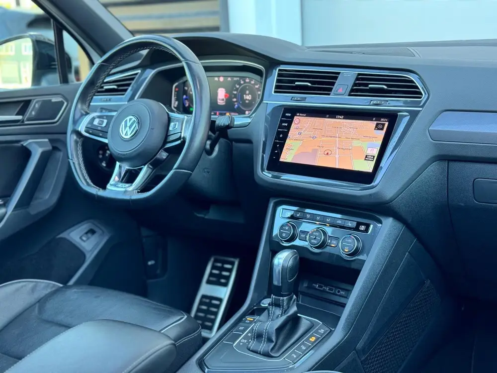 Volkswagen Tiguan 1.5 TSI ACT 3x R-Line Memory/Pano/Dynaudio uit 2019, foto 20