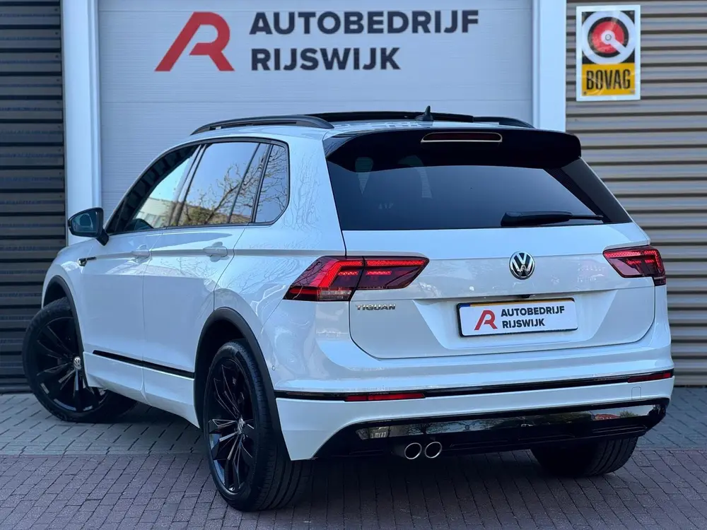 Volkswagen Tiguan 1.5 TSI ACT 3x R-Line Memory/Pano/Dynaudio uit 2019, foto 3