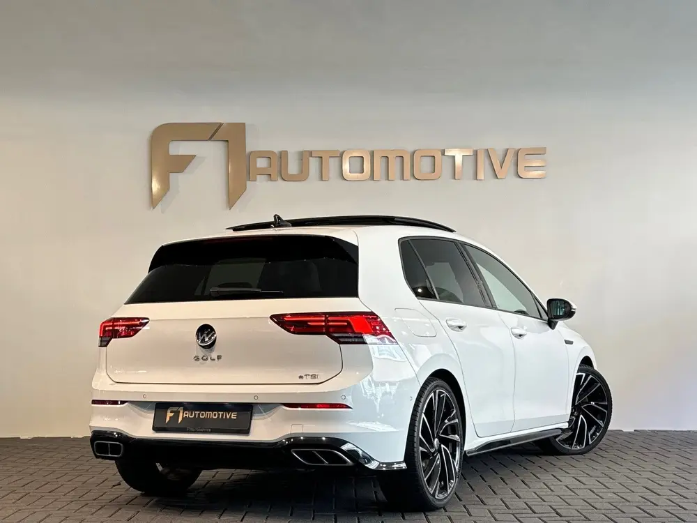 Volkswagen Golf 1.5 eTSI R Line Pano|Sfeer|Dodehoek|Camera uit 2021, foto 3