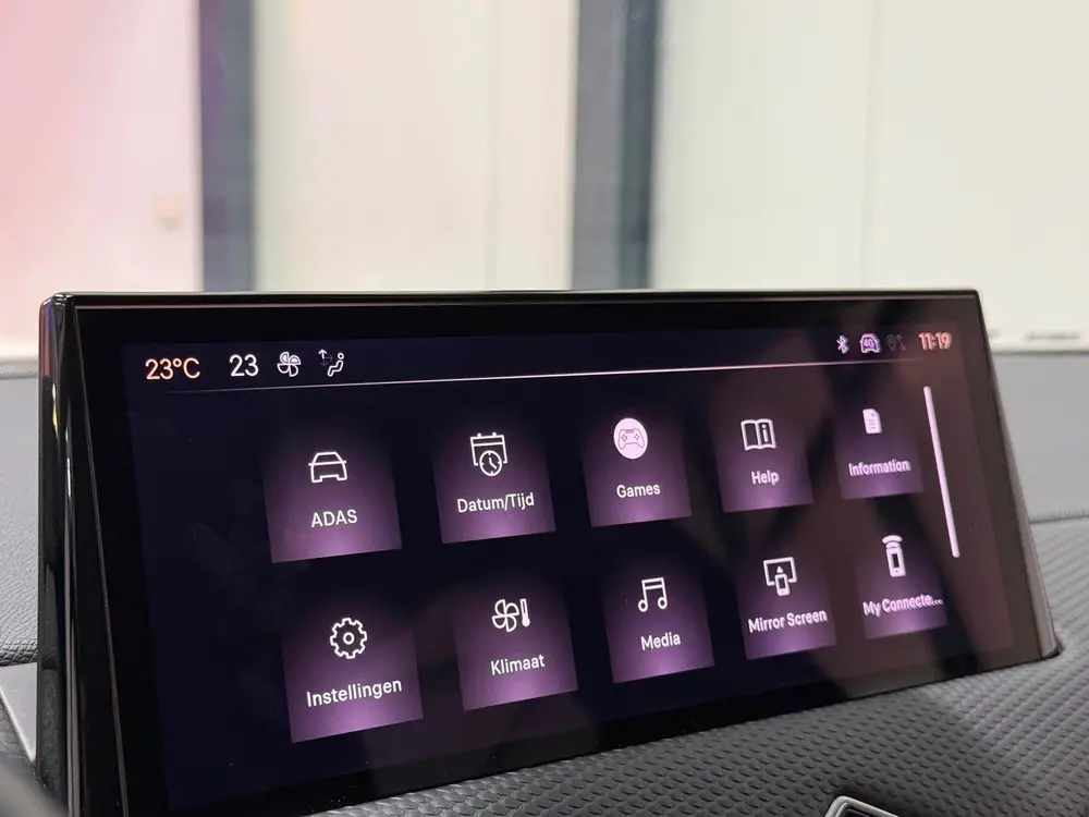 DS Automobiles DS 3 Crossback DS 3 Crossback 1.2 PureTech 100pk Bastille uit 2023, foto 19