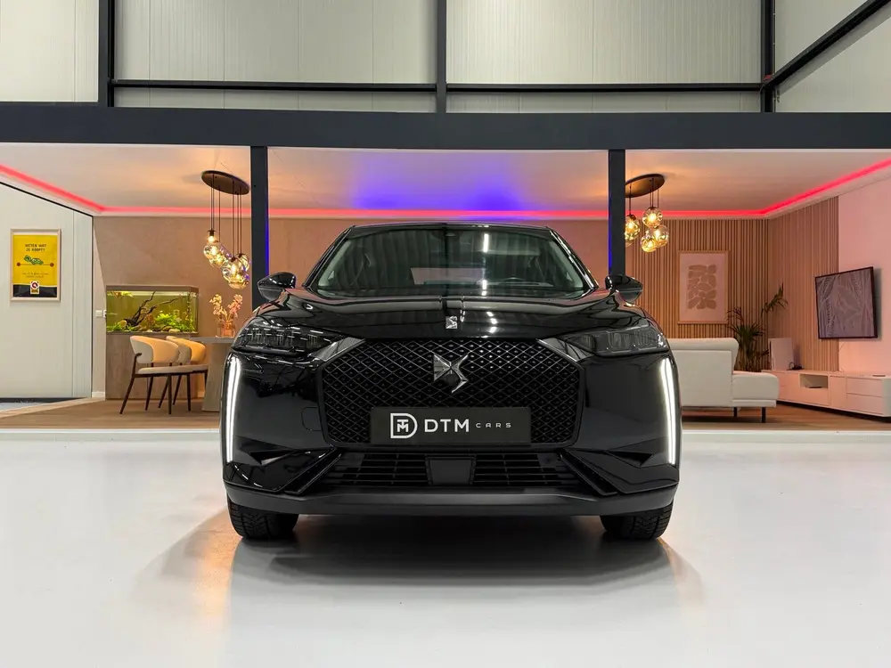 DS Automobiles DS 3 Crossback DS 3 Crossback 1.2 PureTech 100pk Bastille uit 2023, foto 2