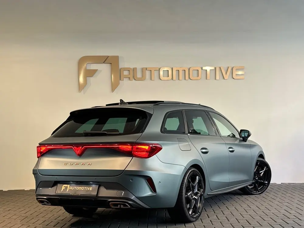 Cupra Leon 1.5 TSI e-Hybrid VZ Extreme Pano uit 2024, foto 3