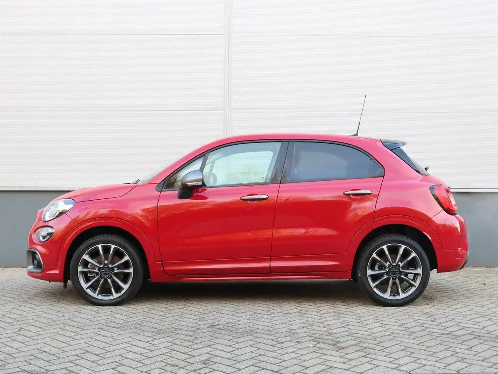 Fiat 500X 1.5 Hybrid Sport uit 2024, foto 2
