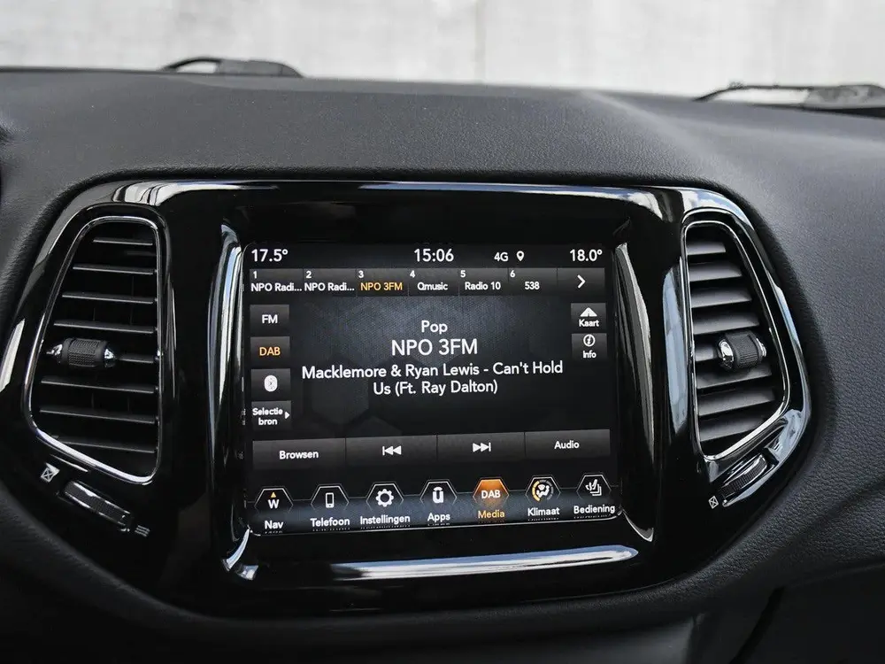 Jeep Compass Limited 1.3T 150pk Automaat 100% JEEP ONDERH. | uit 2020, foto 17