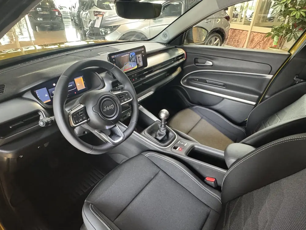 Jeep Avenger 1.2 Longitude Airco Navigatie LMV uit 2025, foto 9