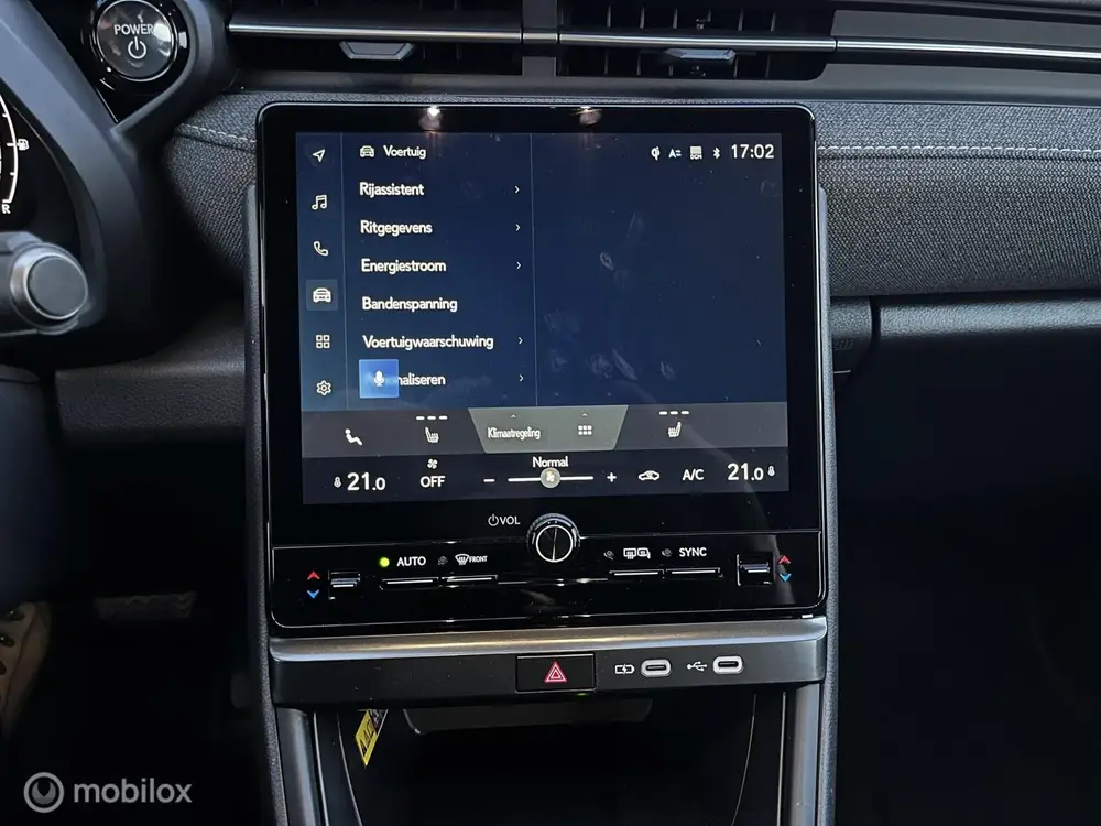 Lexus LBX Business Line Pro 2WD uit 2024, foto 12