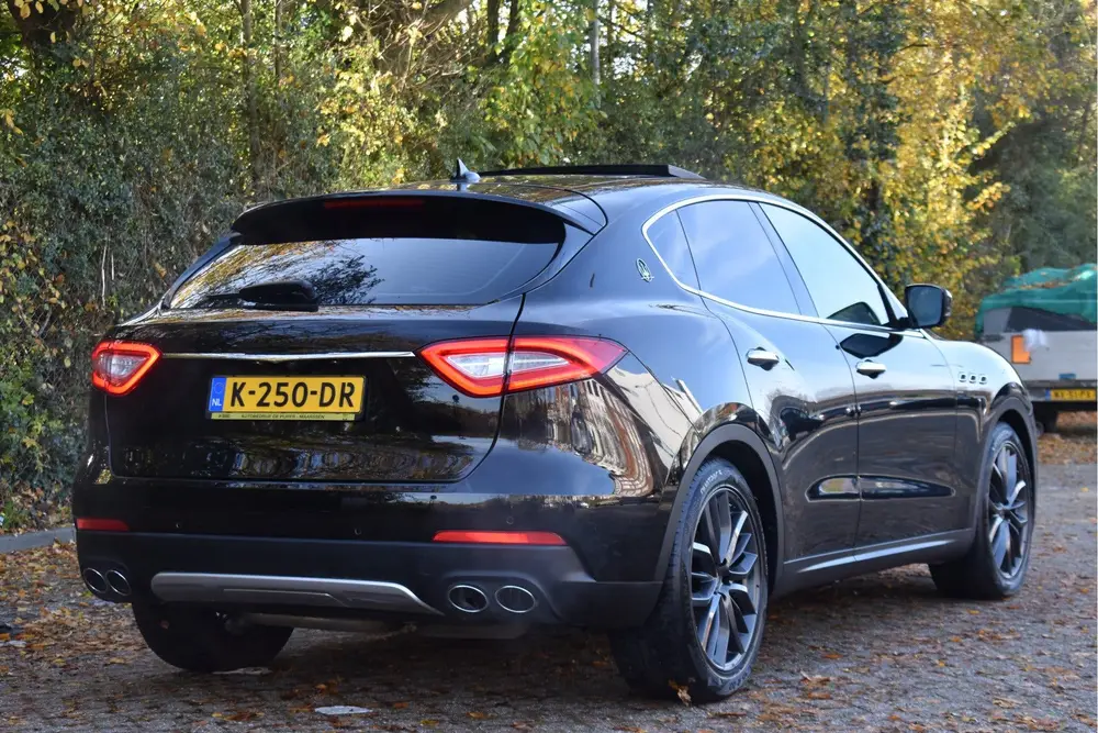 Maserati Levante 3.0 V6 AWD GranLusso 350 pk Facelift Driver uit 2019, foto 6