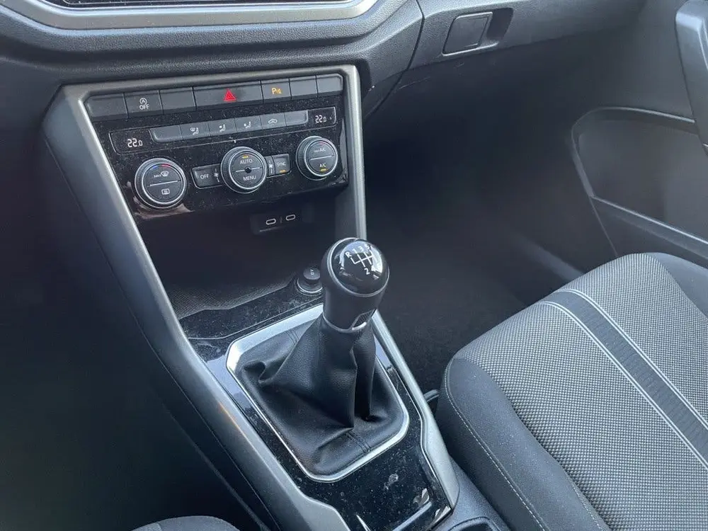 Volkswagen T-ROC 1.0 TSI Style uit 2021, foto 14