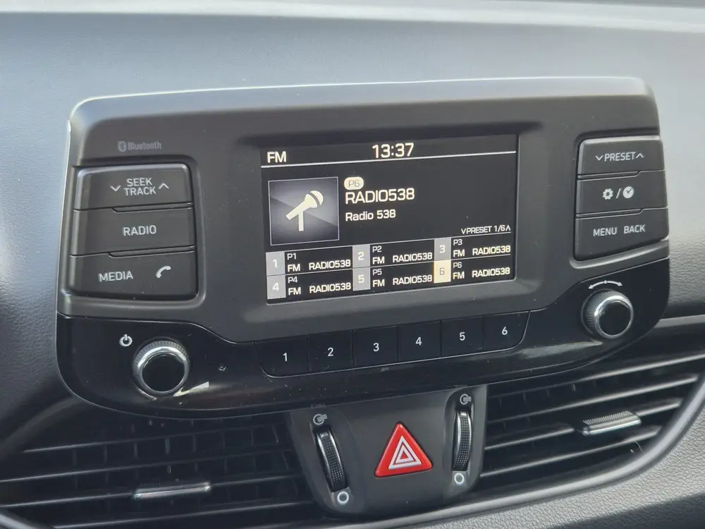 Hyundai i30 1.4 GDI Station 6 versnellingen Airco uit 2019, foto 10