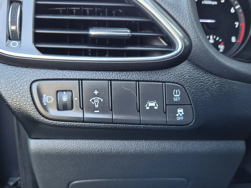 Hyundai i30 1.4 GDI Station 6 versnellingen Airco uit 2019, foto 16