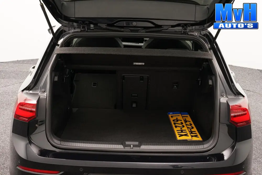 Volkswagen Golf 1.5 eTSI R-Line|STOEL/STUUR.VERW|CARPLAY|LED uit 2020, foto 16