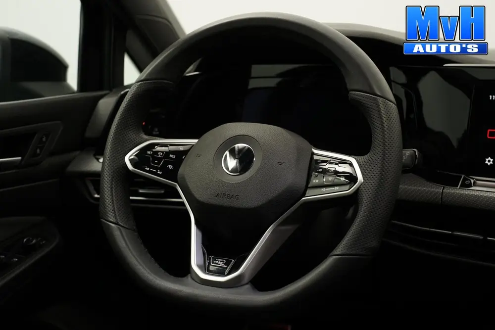 Volkswagen Golf 1.5 eTSI R-Line|STOEL/STUUR.VERW|CARPLAY|LED uit 2020, foto 5