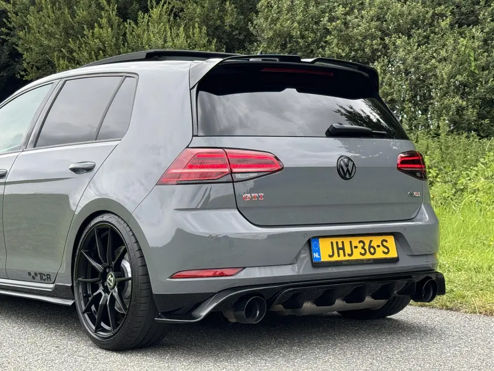 Volkswagen Golf 7.5 2.0 TSI GTI TCR 500PK / Pano / REVO Air uit 2019, foto 18