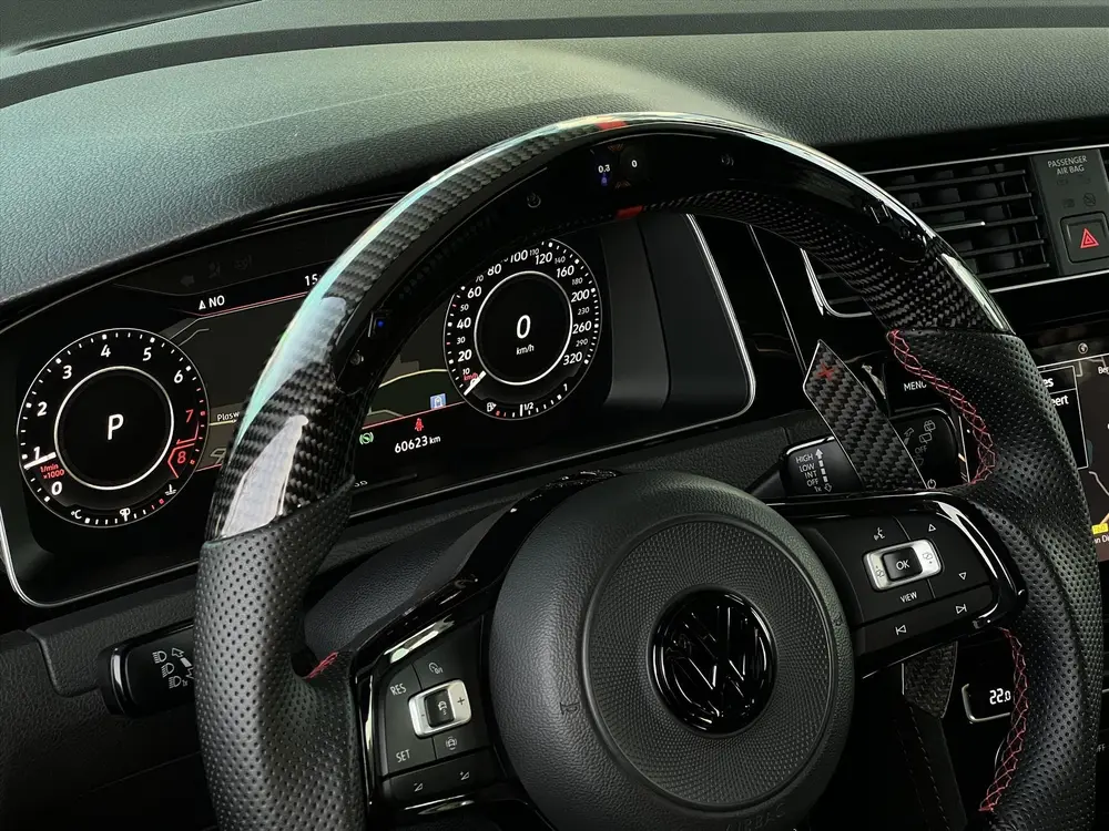 Volkswagen Golf 7.5 2.0 TSI GTI TCR 500PK / Pano / REVO Air uit 2019, foto 8