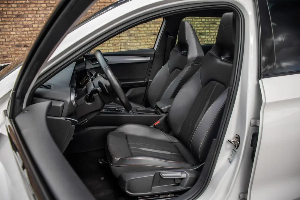 Cupra Leon 1.4 e-Hybrid 245PK uit 2021, foto 10