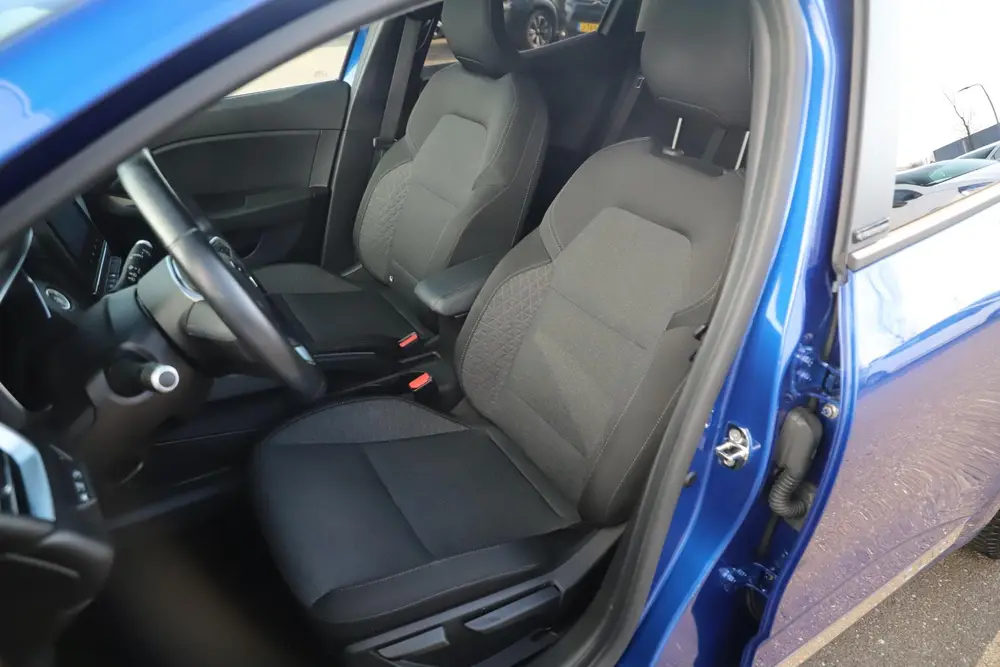 Renault Clio 1.6 E-Tech Hybrid 140 Business Zen Automaa uit 2021, foto 6
