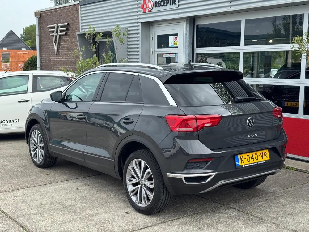 Volkswagen T-Roc 1.5 TSI Style Business Aut / A.Cam / Carpla uit 2021, foto 6
