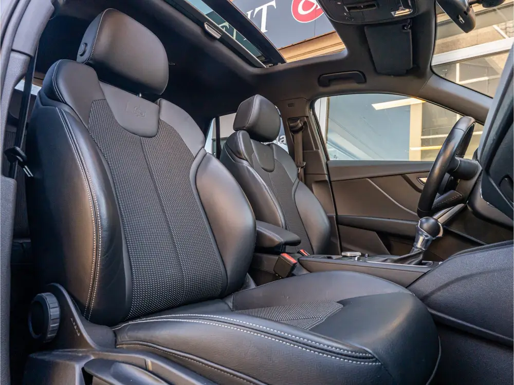 Audi Q2 40 TFSI quattro Design Pro Line Plus PANO uit 2019, foto 4