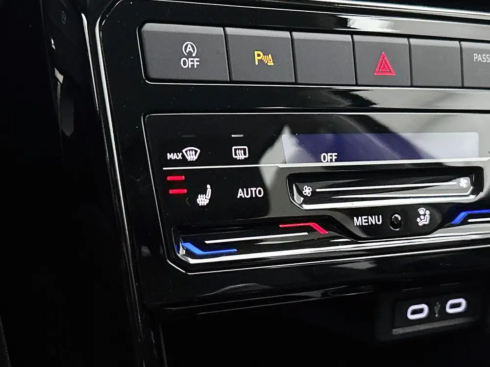 Volkswagen T-Cross 1.0 TSI Goal CARPLAY | AD-CRUISE | STOELV uit 2025, foto 9