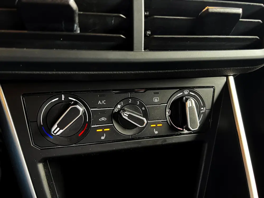 Volkswagen POLO 1.0 TSI R-Line Business_Navi_Carplay_Led_Vir uit 2022, foto 10