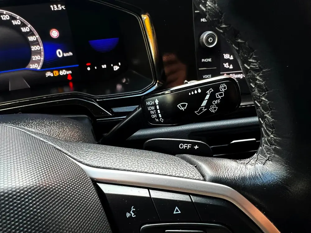Volkswagen POLO 1.0 TSI R-Line Business_Navi_Carplay_Led_Vir uit 2022, foto 7