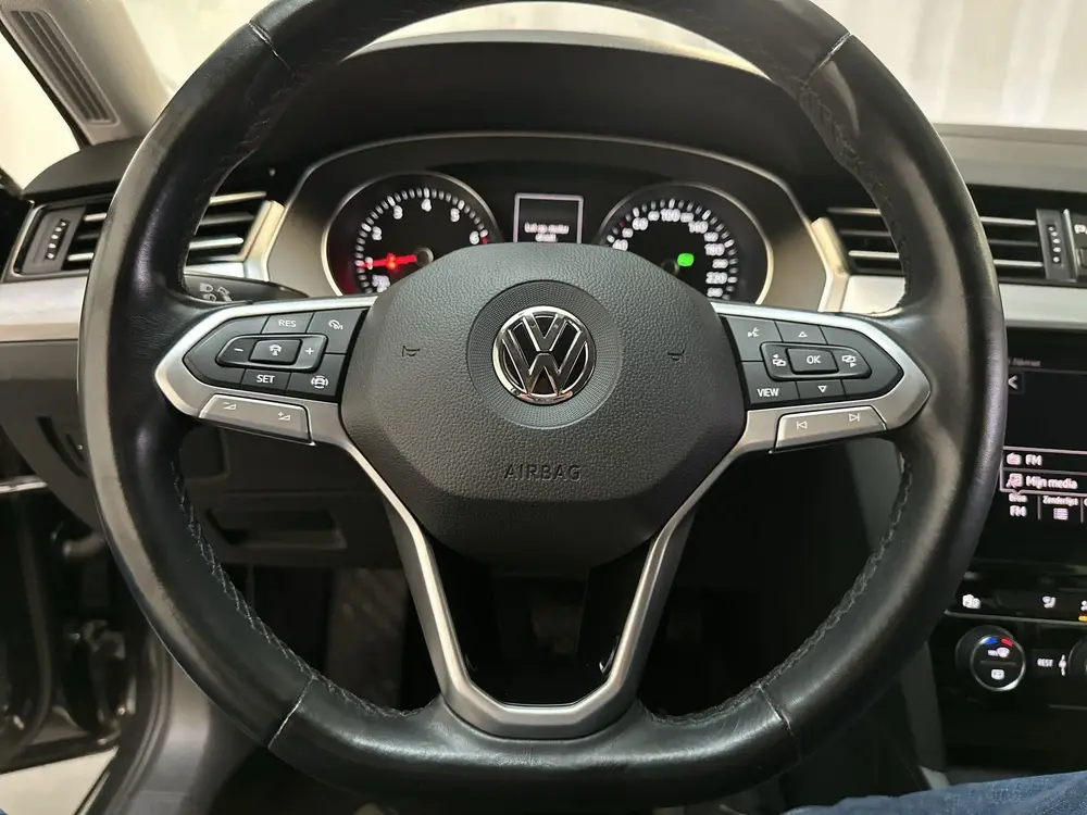Volkswagen Passat Variant 1.5 TSI 150pk DSG Comfort Business uit 2020, foto 5