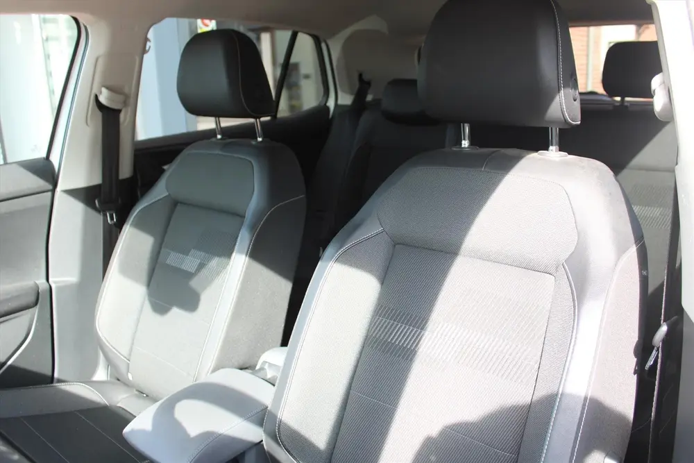 VOLKSWAGEN T-Cross 1.0 TSI Aut. *R-Line* | Trekhaak | Carpla uit 2021, foto 14