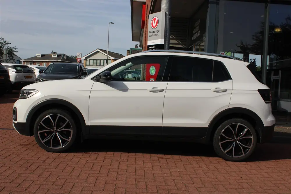 VOLKSWAGEN T-Cross 1.0 TSI Aut. *R-Line* | Trekhaak | Carpla uit 2021, foto 2