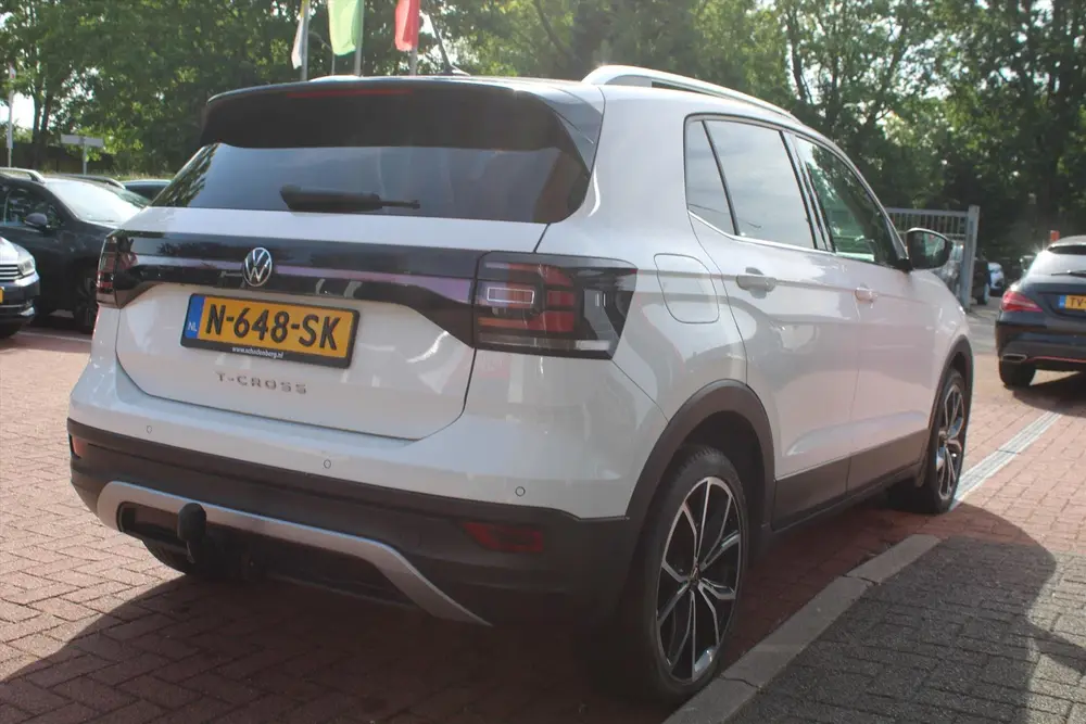 VOLKSWAGEN T-Cross 1.0 TSI Aut. *R-Line* | Trekhaak | Carpla uit 2021, foto 5