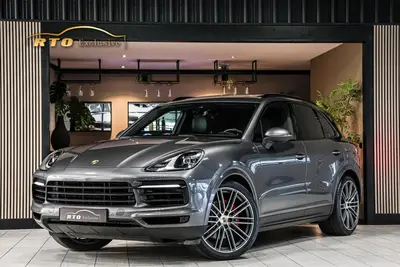 Porsche Cayenne 3.0 E-Hybrid|Dealer ondh.|Sportchrono|477 PK uit 2020