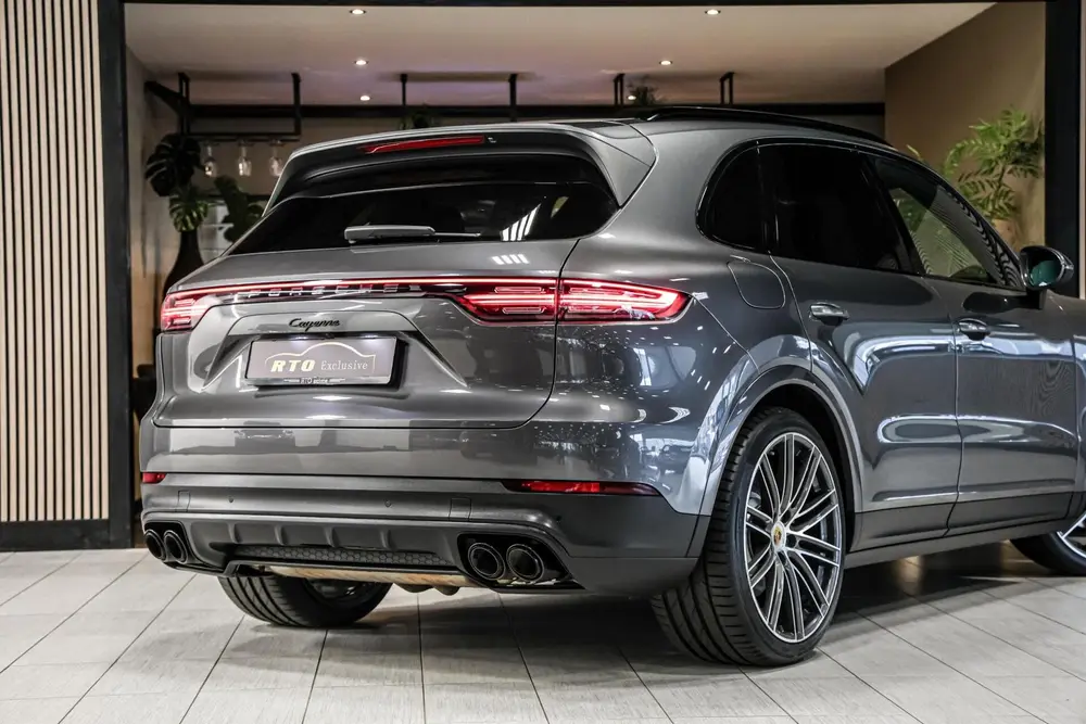 Porsche Cayenne 3.0 E-Hybrid|Dealer ondh.|Sportchrono|477 PK uit 2020, foto 12