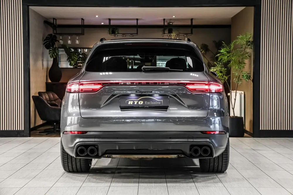 Porsche Cayenne 3.0 E-Hybrid|Dealer ondh.|Sportchrono|477 PK uit 2020, foto 13
