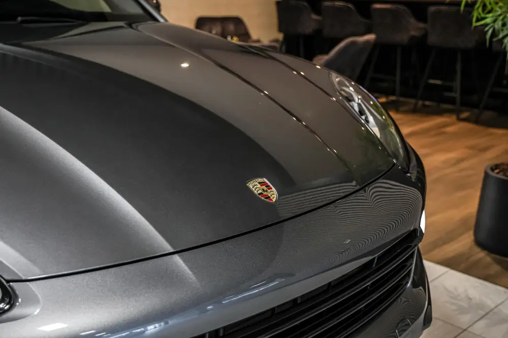 Porsche Cayenne 3.0 E-Hybrid|Dealer ondh.|Sportchrono|477 PK uit 2020, foto 16