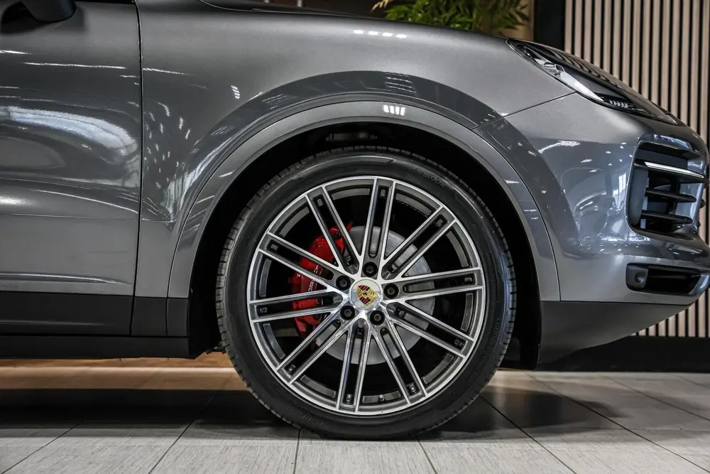 Porsche Cayenne 3.0 E-Hybrid|Dealer ondh.|Sportchrono|477 PK uit 2020, foto 20