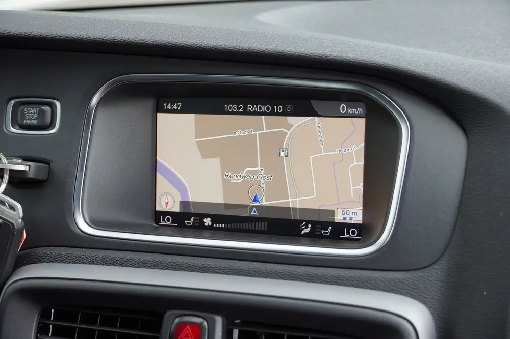 Volvo V40 2.0 T3 R-Design LED/Stoelverw/Cruise/Clima/PDC uit 2019, foto 19