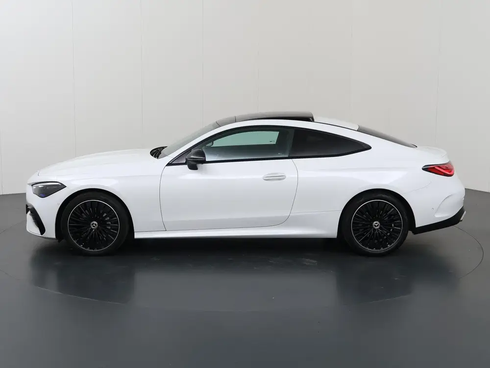 Mercedes-Benz CLE CLE Coupé 300 4MATIC AMG Line uit 2025, foto 5
